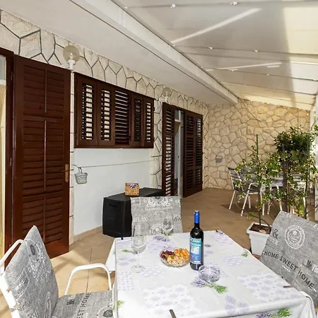 Balic - Zf Hvar Maison d'hôtes