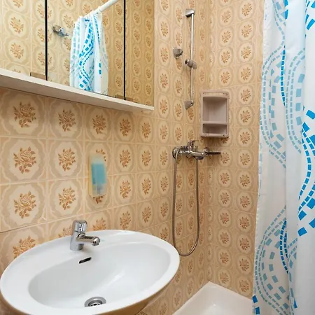 Balic - Zf Hvar Affittacamere 3*