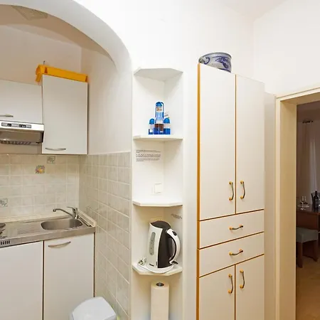 Affittacamere Balic - Zf Hvar