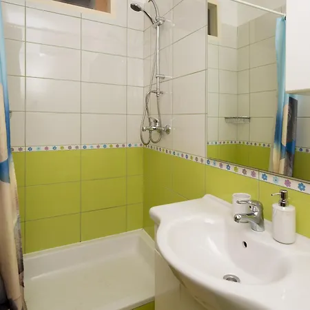 ゲストハウス Balic - Zf Hvar 3*