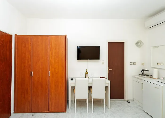 Balic - Zf Hvar Penzion Hvar Town