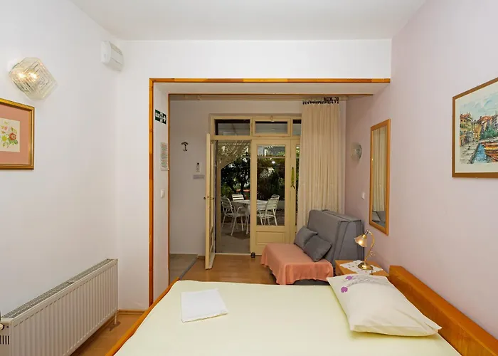 Balic - Zf Hvar Penzion